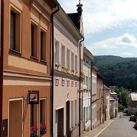 Apartmany Kukacci Hnizdo Benesov nad Ploucnici Exterior photo