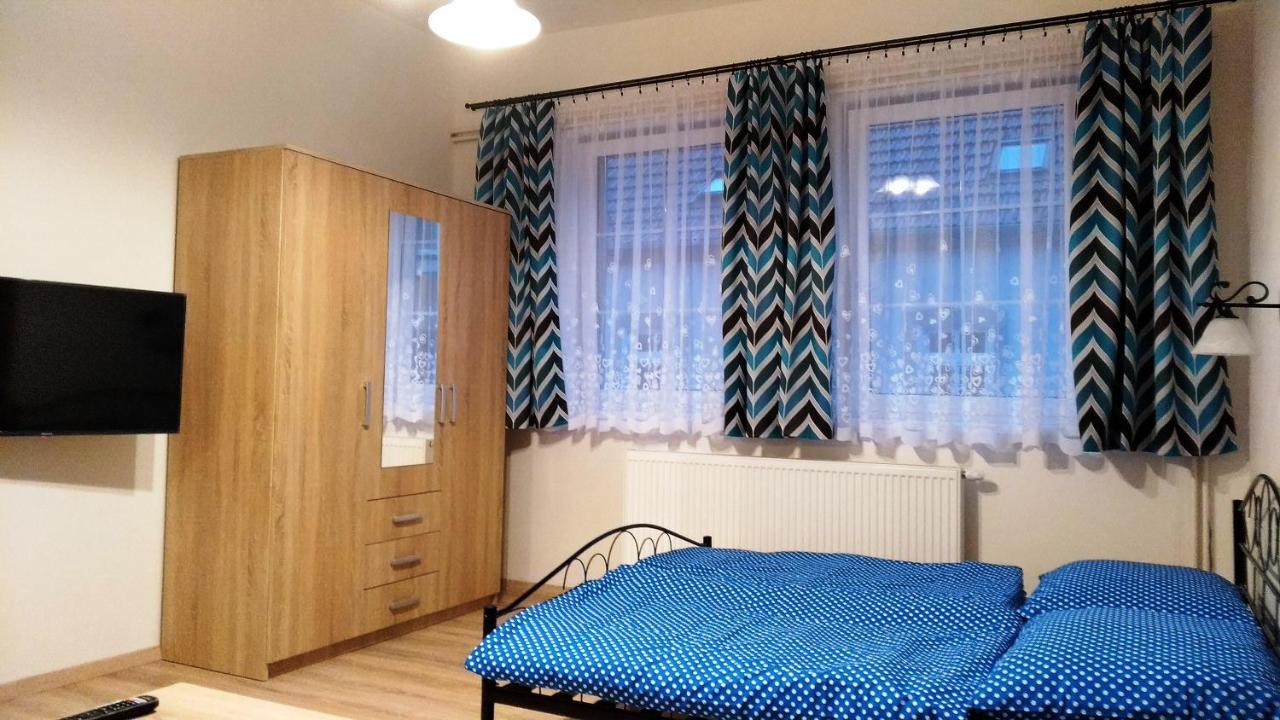Apartmany Kukacci Hnizdo Benesov nad Ploucnici Exterior photo